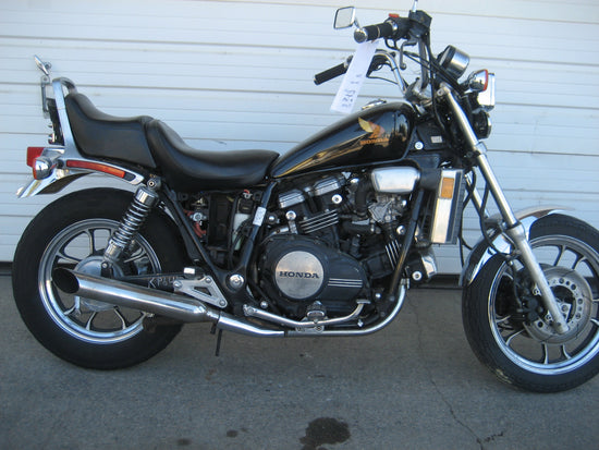 Image Title 1984 Honda VF700C Magna $1299.00 OBO